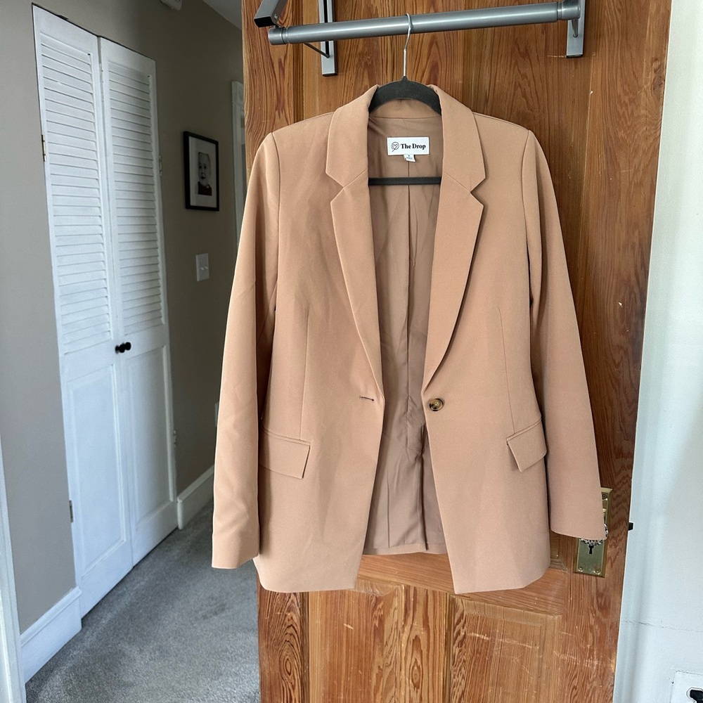 Tan Oversized Blazer with Classic Lapel